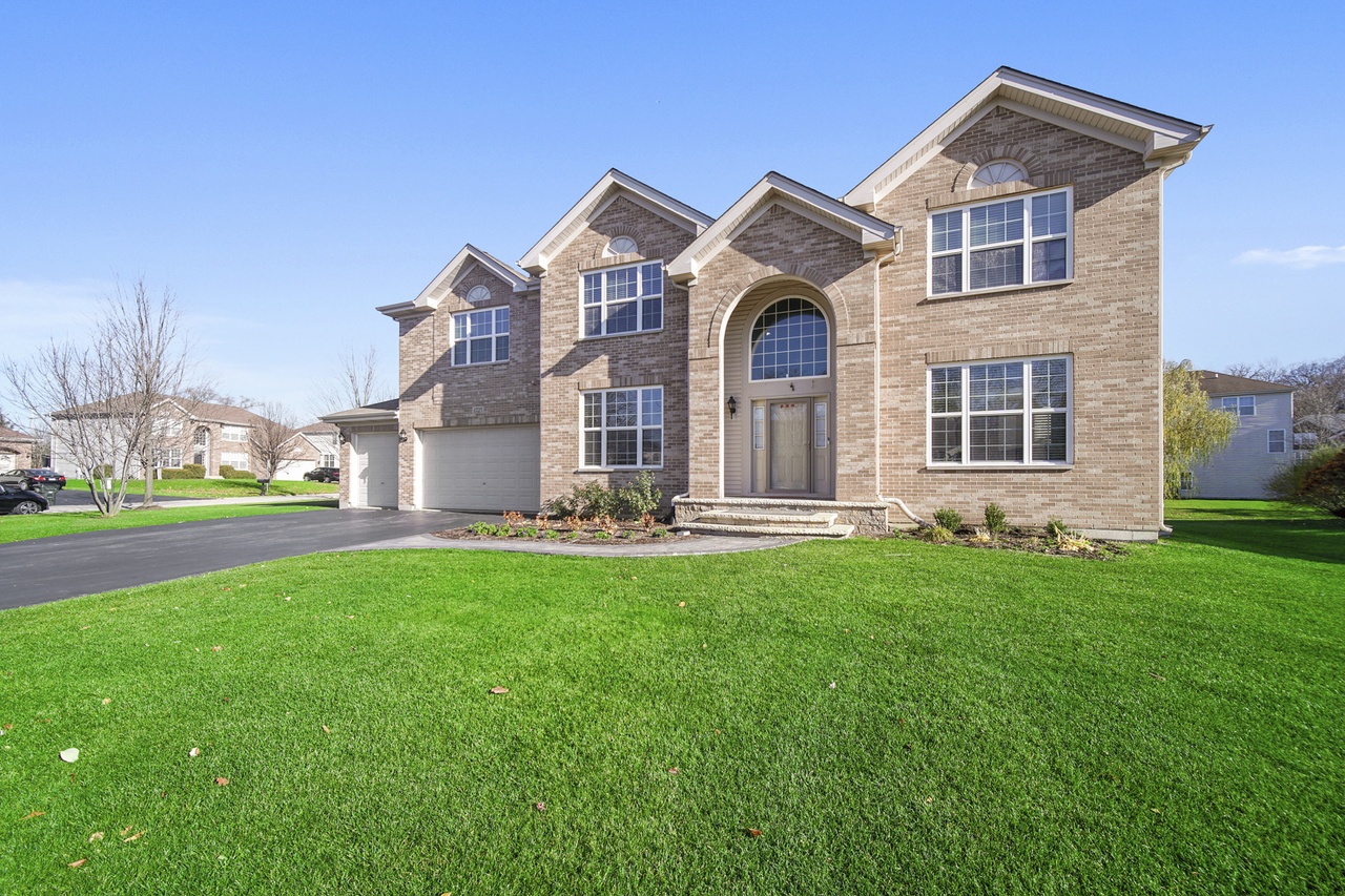 1725 White Oak Ln, Hoffman Estates, IL 60192 MLS 10931967 Redfin