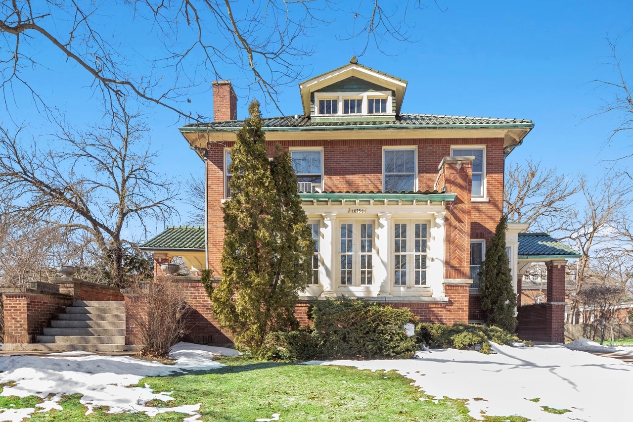 10756 S Seeley Ave, Chicago, IL 60643 | Redfin