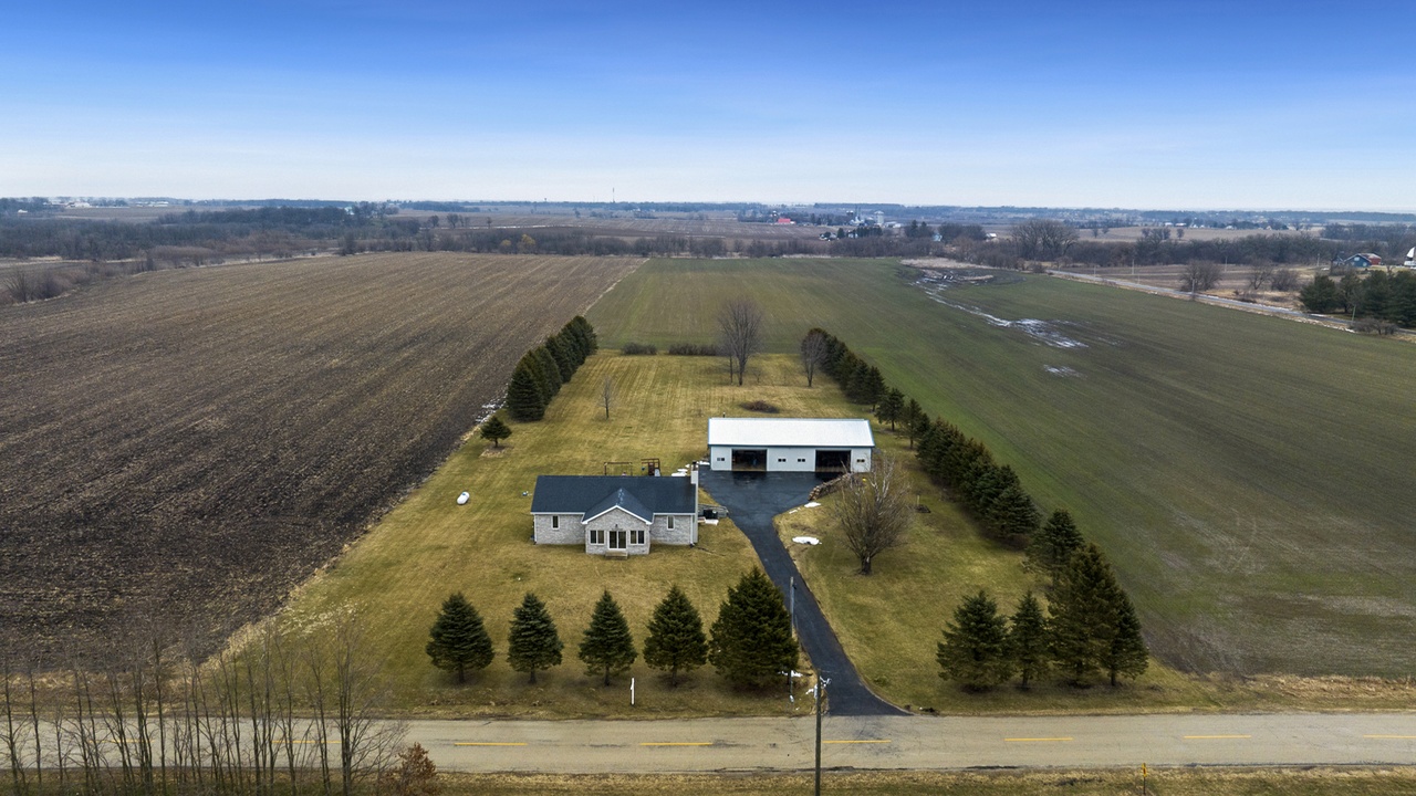 16649 Beaverton Rd, Capron, IL 61012 MLS 11739992 Redfin