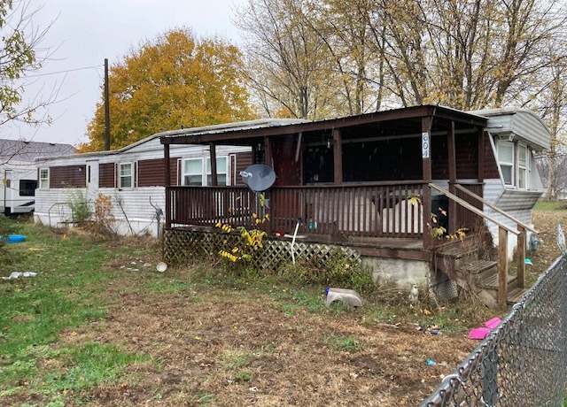 Property at 604 E Mary Ln, Godley, IL 60407, 2 beds, 1 bath