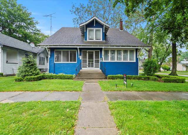 Property at 896 S Myrtle Ave, Kankakee, IL 60901, 4 beds, 3 baths