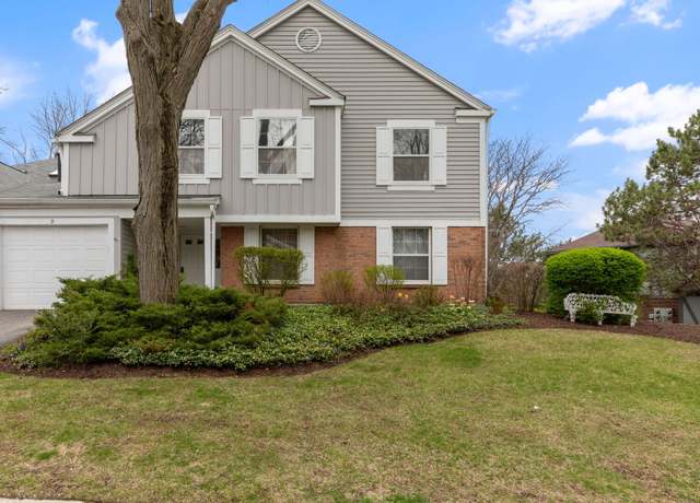 Property at 1944 Gresham Cir Unit D, Wheaton, IL 60189, 2 beds, 1.5 baths
