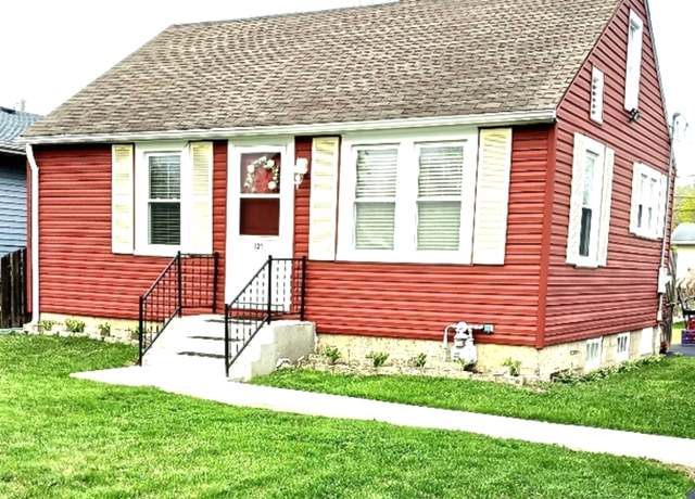 Property at 121 N Frolic Ave, Waukegan, IL 60085, 2 beds, 1 bath