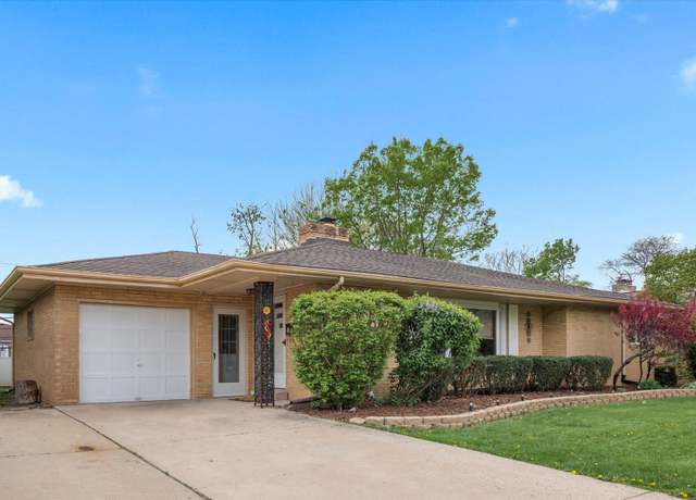 Property at 1620 Mayfield Ave, Joliet, IL 60435, 2 beds, 1 bath