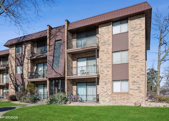 Property at 3026 Bernice Rd #308, Lansing, IL 60438, 2 beds, 1 bath