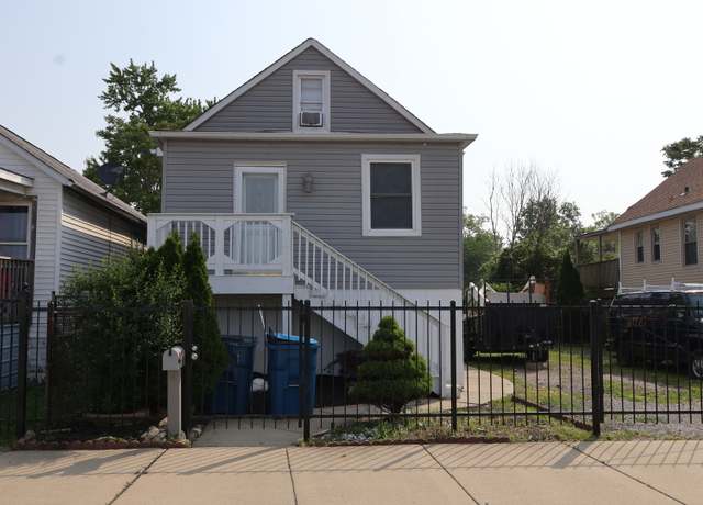 Property at 15239 Vincennes Rd, Phoenix, IL 60426, 5 beds, 2 baths