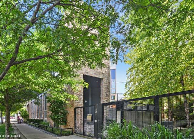 Property at 1804 N Leavitt St, Chicago, IL 60647, 5 beds, 4 baths