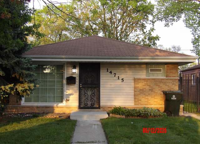 Property at 14715 Kenwood Ave, Dolton, IL 60419, 3 beds, 1 bath