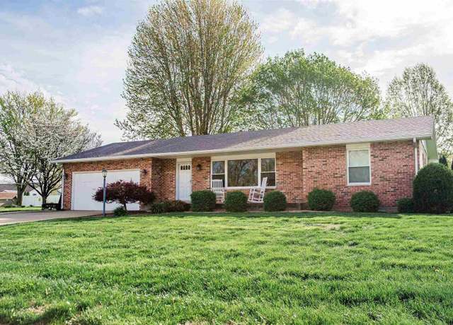 Property at 3122 Gross Gables, Quincy, IL 62305, 3 beds, 2 baths