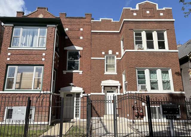 Property at 940 N Leclaire Ave, Chicago, IL 60651, 5 beds, 3 baths