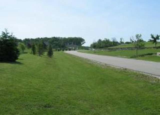 Property at 15979 Whipple Pl, Millbrook, IL 60536