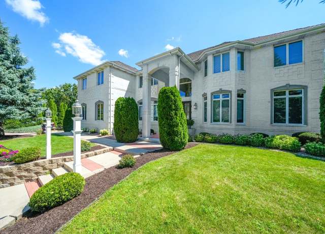 Property at 20659 Abbey Dr, Frankfort, IL 60423, 7 beds, 8 baths