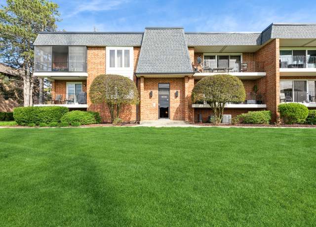 Property at 15720 Deerfield Ct Unit 2N, Orland Park, IL 60462, 3 beds, 2 baths