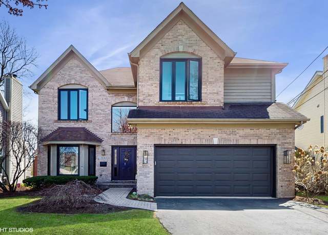 Property at 1531 Walnut St, Western Springs, IL 60558, 4 beds, 4.5 baths