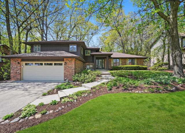 Property at 16200 S Pin Oak Ct, Homer Glen, IL 60491, 4 beds, 3 baths