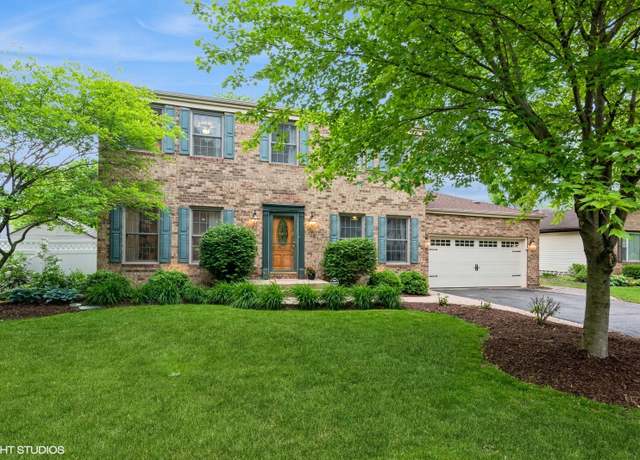 Property at 1057 Ponca Dr, Batavia, IL 60510, 4 beds, 3 baths