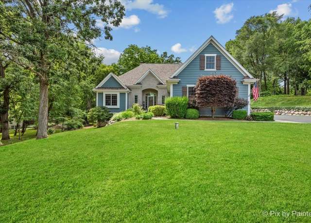 Property at 6407 Kingsbridge Dr, Cary, IL 60013, 5 beds, 3.5 baths