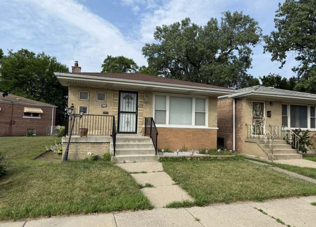 Property at 8114 S Anthony Ave, Chicago, IL 60617, 4 beds, 2.5 baths