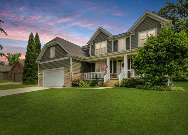 Property at 6613 Carl Ct, Woodridge, IL 60517, 5 beds, 4.5 baths