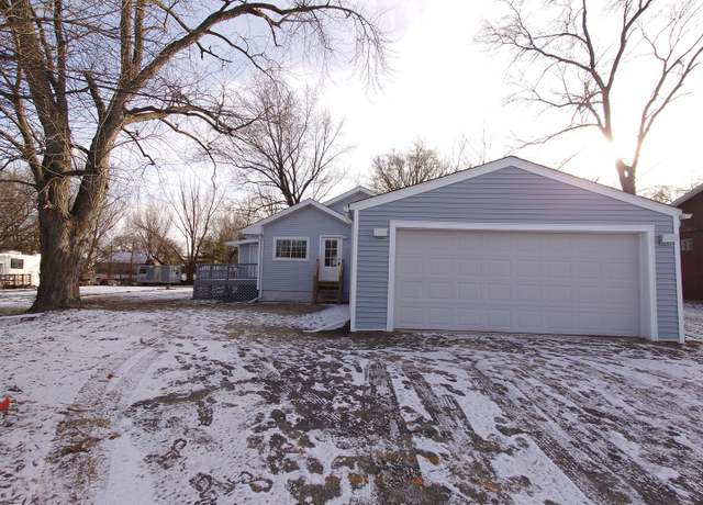 Property at 2680 N 48th Rd, Somonauk, IL 60552, 3 beds, 2 baths