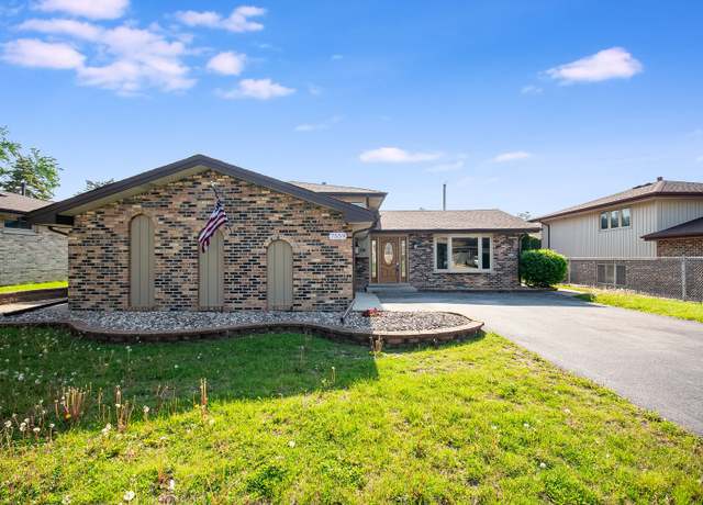 Property at 7559 Blazer Ave, Justice, IL 60458, 3 beds, 2 baths