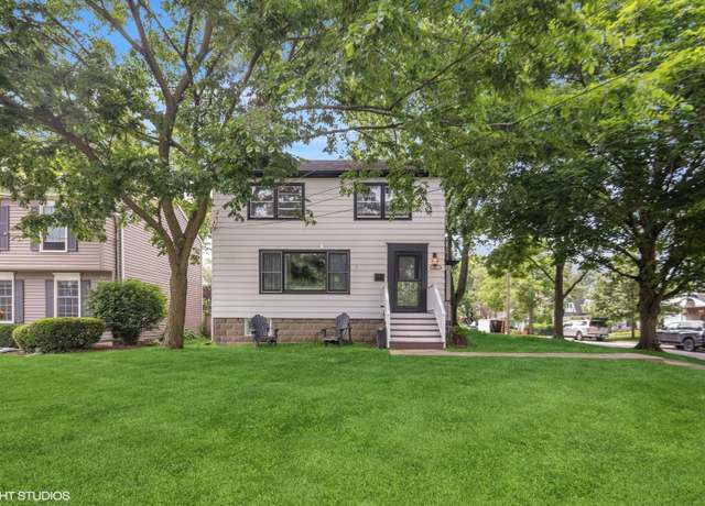 Property at 861 Hill Ave, Glen Ellyn, IL 60137, 4 beds, 1.5 baths