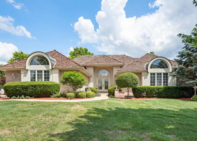 Property at 17 Ruffled Feathers Dr, Lemont, IL 60439, 5 beds, 5.5 baths