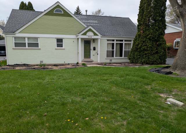 Property at 724 Justina St, Hinsdale, IL 60521, 4 beds, 2 baths