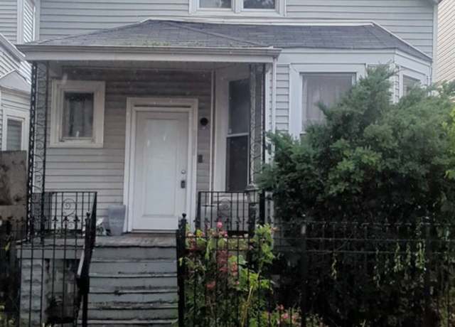 Property at 3836 W Wabansia Ave, Chicago, IL 60647, 3 beds, 2.5 baths