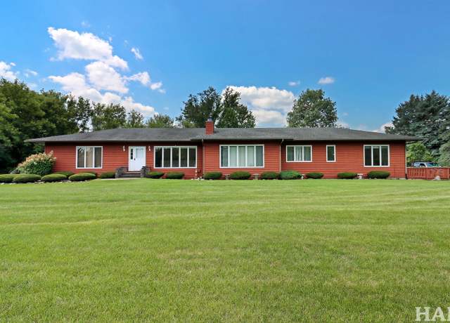 Property at 10113 Saddlebred Trl, Woodstock, IL 60098, 5 beds, 3.5 baths