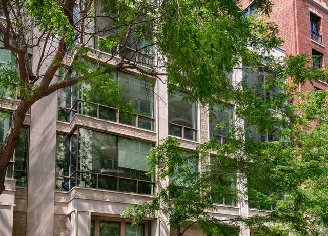 Property at 416 W Deming Pl #4, Chicago, IL 60614, 3 beds, 3.5 baths