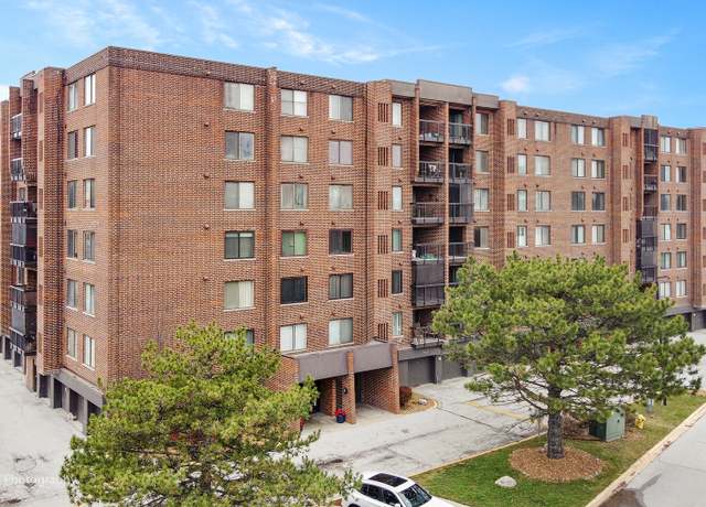 Property at 500 Park Ave #726, Calumet City, IL 60409, 1 bed, 1 bath