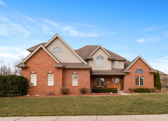 Property at 3030 Manchester Ln, Schererville, IN 46375, 4 beds, 3 baths