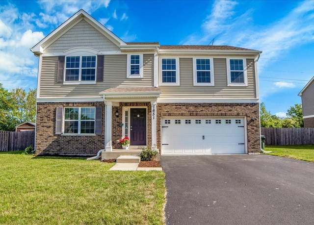 Property at 1651 Glenbrooke Ln, New Lenox, IL 60451, 3 beds, 2.5 baths