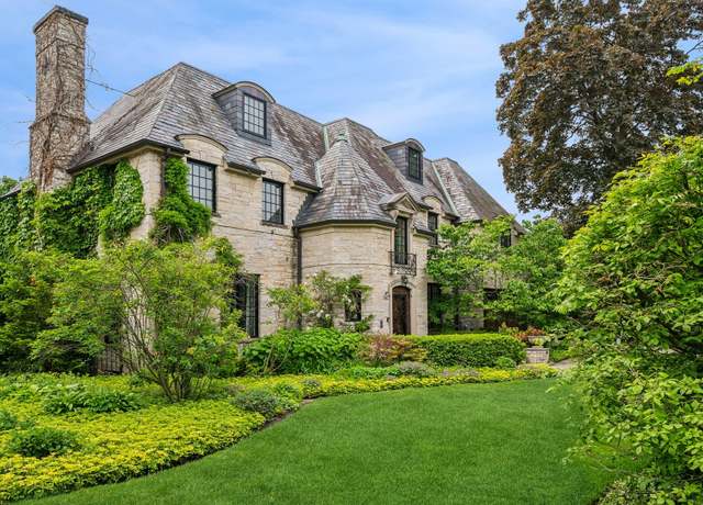 Property at 542 Kenilworth Ave, Kenilworth, IL 60043, 5 beds, 5 baths