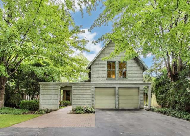 Property at 245 Kenmore Ave, Deerfield, IL 60015, 3 beds, 4.5 baths