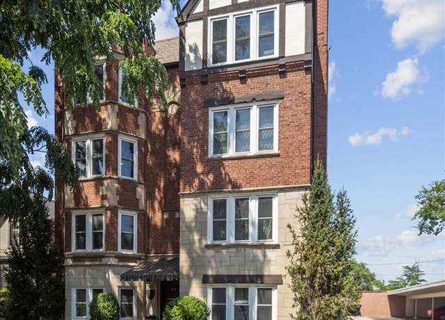 Property at 307 W Harris Ave Unit 2B, La Grange, IL 60525, 3 beds, 2 baths