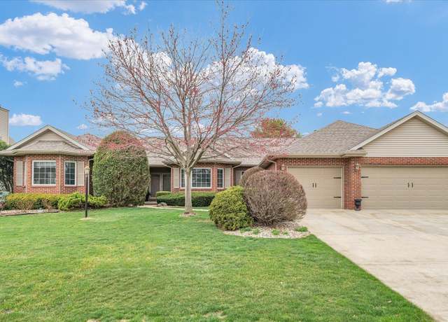 Property at 4302 Curtis Meadow Dr, Champaign, IL 61822, 4 beds, 3.5 baths