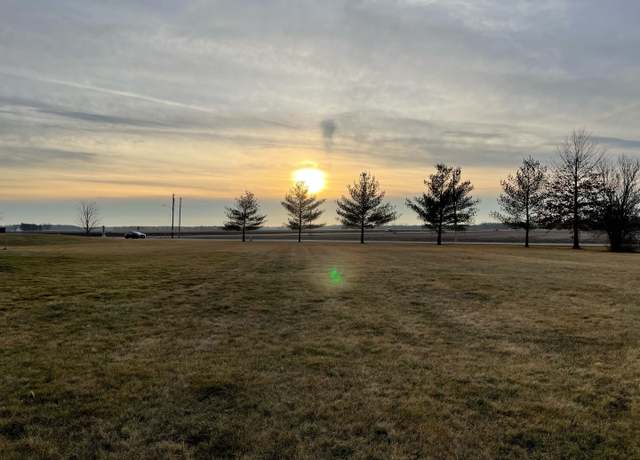 Property at 18 Nightingale Cir, Camargo, IL 61919