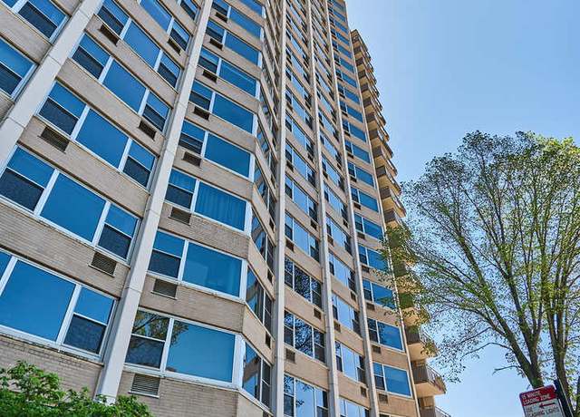 Property at 555 W Cornelia Ave #1906, Chicago, IL 60657, 1 bed, 1 bath