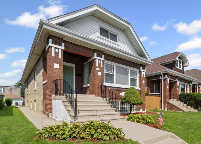 Property at 1932 East Ave, Berwyn, IL 60402, 6 beds, 2 baths