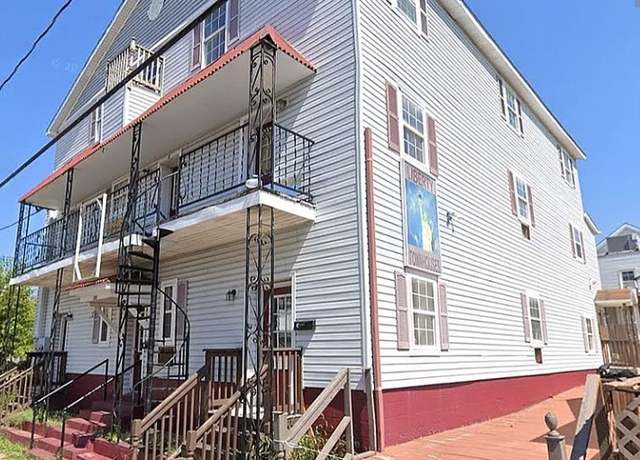 Property at 105 S Liberty St, Marion, IL 62959, 30 beds, 24 baths