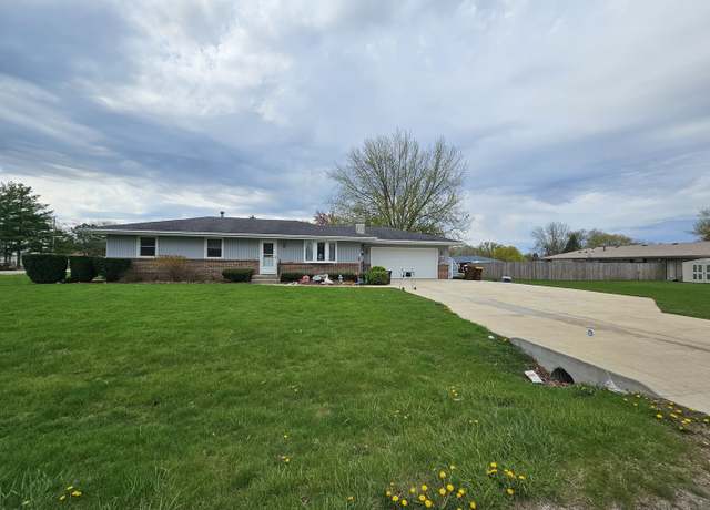 Property at 1075 Apple Jack Dr, Machesney Park, IL 61115, 3 beds, 2 baths