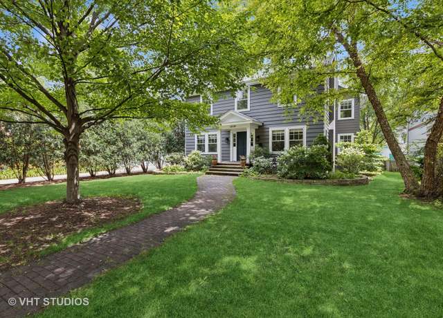 Property at 2539 Marcy Ave, Evanston, IL 60201, 4 beds, 3.5 baths