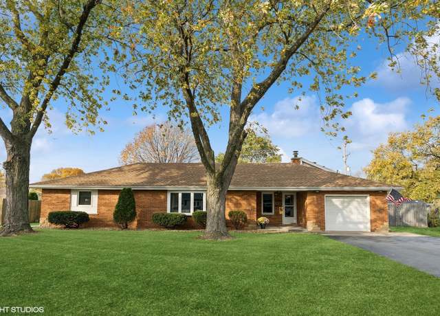 Property at 8024 S 84th Ave, Justice, IL 60458, 4 beds, 2 baths