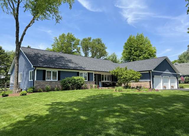 Property at 8N002 Cloverfield Dr, Saint Charles, IL 60175, 5 beds, 3.5 baths