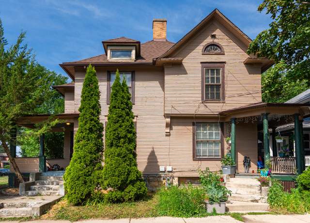 Property at 356-358 N Spring St, Elgin, IL 60120, 6 beds, 3 baths