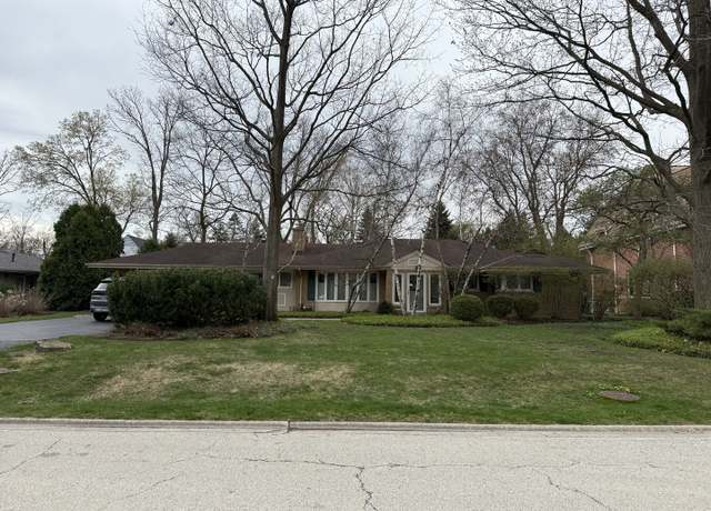 Property at 1415 Burr Oak Dr, Glenview, IL 60025, 3 beds, 3 baths