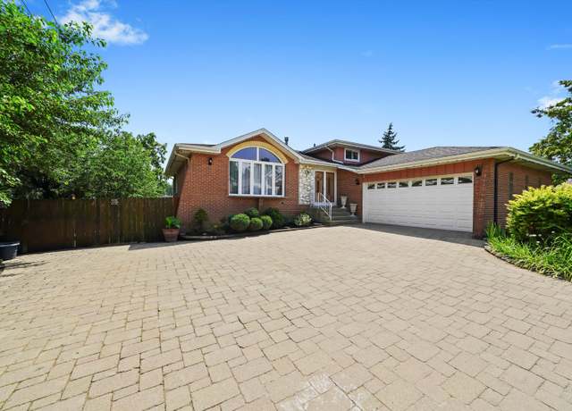 Property at 9842 S 88th Ave, Palos Hills, IL 60465, 4 beds, 4 baths