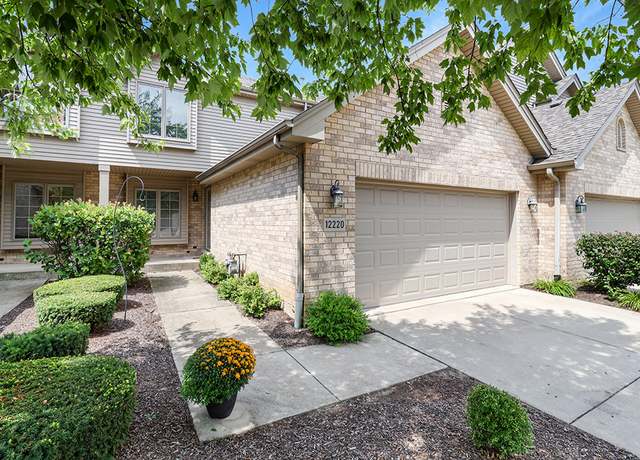 Property at 12220 Sumner St, Lemont, IL 60439, 3 beds, 3.5 baths